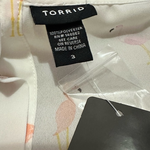 NWT Women’s Torrid Sheer White Pink Flamingo Print Short Sleeve Top Size 3X - Picture 5 of 6